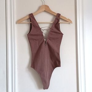 Aritzia Wilfred Free Lais bodysuit XXS in Caban